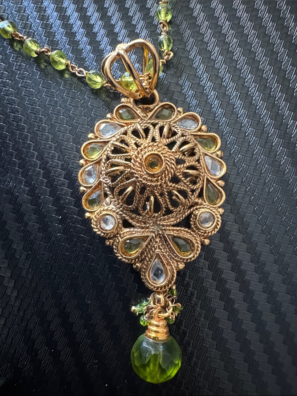 Gold Filigree Indian Pendant Necklace and Earrings Set in Light Green